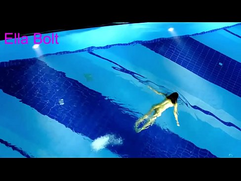 ❤️ నేను చూడటం ఆపలేను, ELLA BOLT రిసార్ట్ పూల్లో నగ్నంగా ఈత కొడుతూ దొరికిన యువ అందగత్తె పోర్న్ వద్ద te.mouthporn.ru ❌️❤